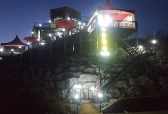 노을펜션 야경